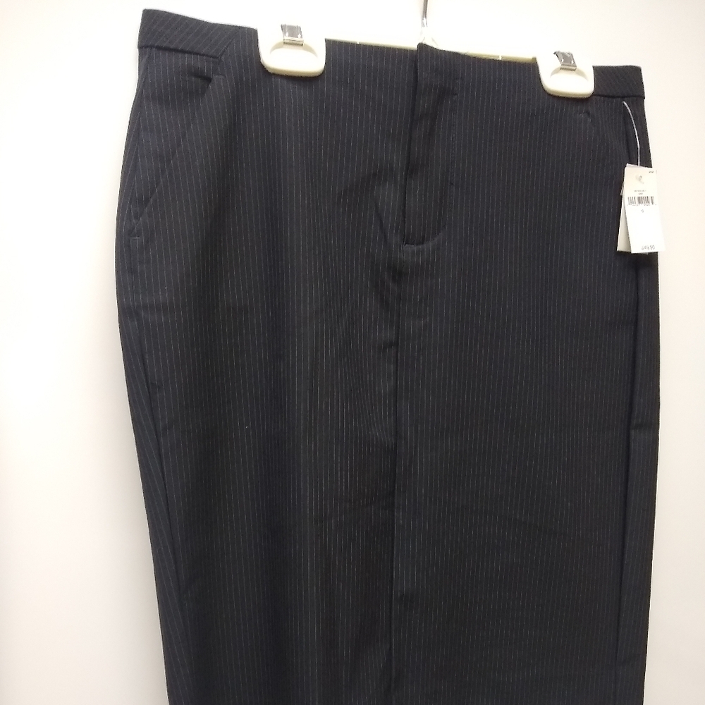 NWT Gap Black and Gray Striped Skirt - Size 0 - Picture 4 of 9